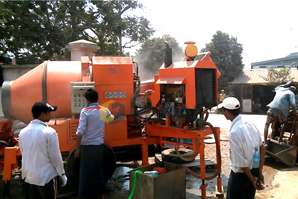 HBT15 concrete mixer with pump in Myanmar